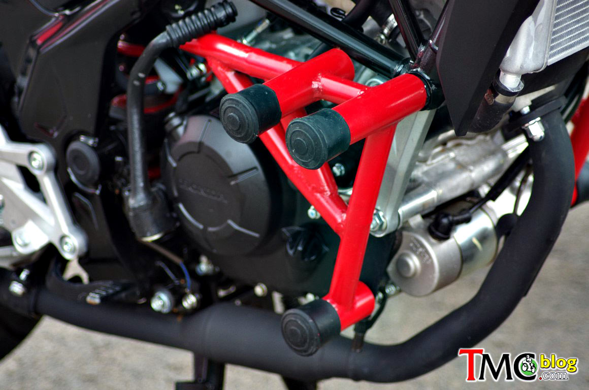 Desain Crash Bar Honda CB150R StreetFire Ala Motor Kontes Safety