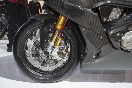 cw1016-2017-bmw-hp4-race-first-look-eicma-image-002
