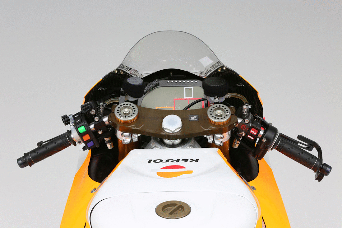 Melihat Animasi Perbedaan Motor Honda RC213V Marquez Dan Pedrosa