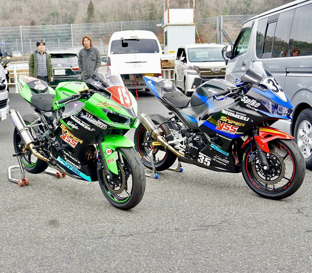 Inspirasi Modifikasi Kawasaki New Ninja 250 Road Race